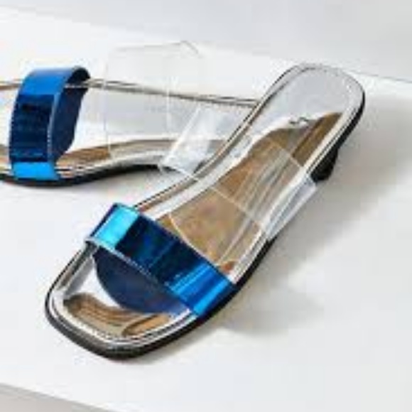NWT Urban Outfitters Multi Strap Slides Blue/Clear - Picture 2 of 2